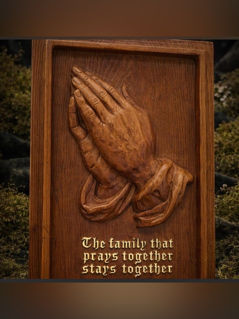 Oddity plastic Wooden Praying Hands Wall Plaque in Warm Brown